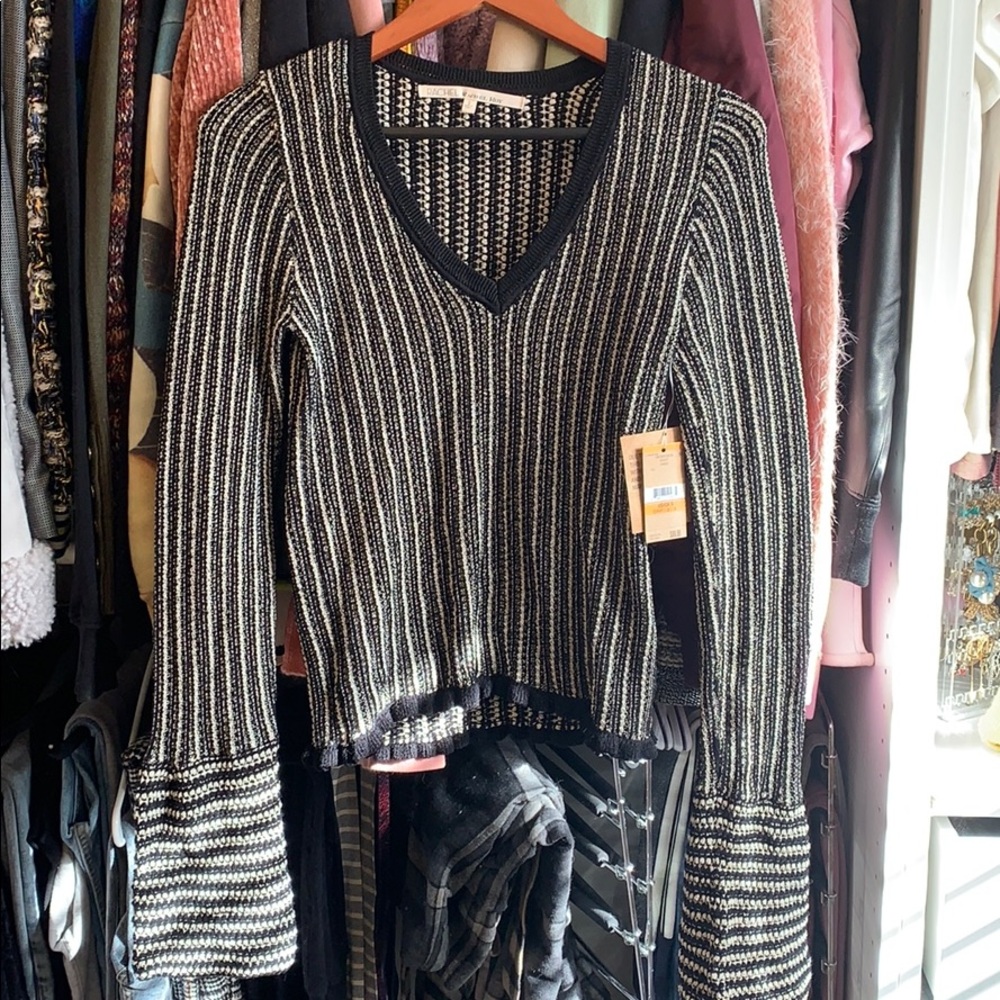 Rachel Roy knitted top flared sleeve S